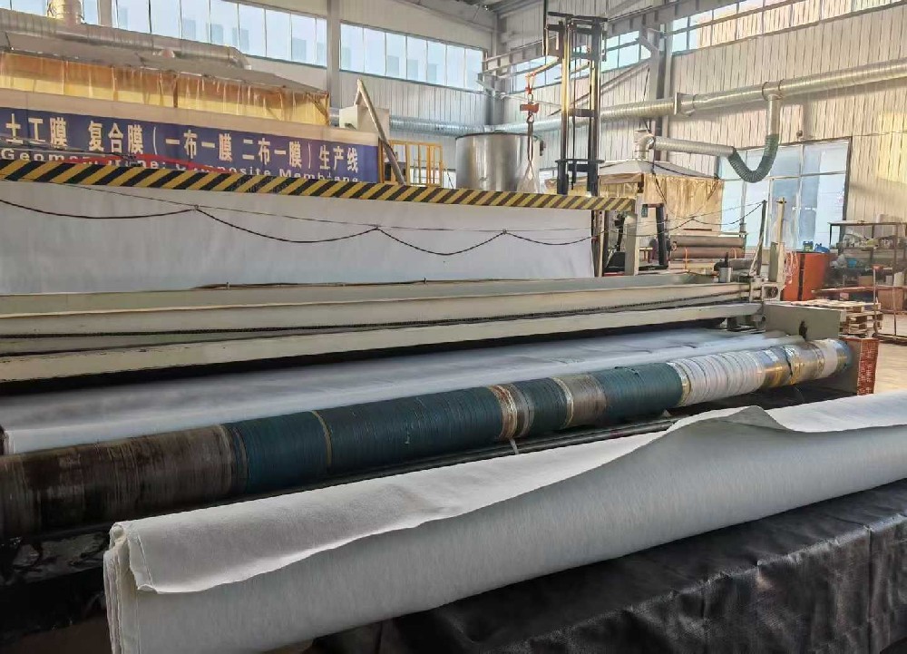 泰安防水土工布廠(chǎng)家，泰安復(fù)合土工膜廠(chǎng)家